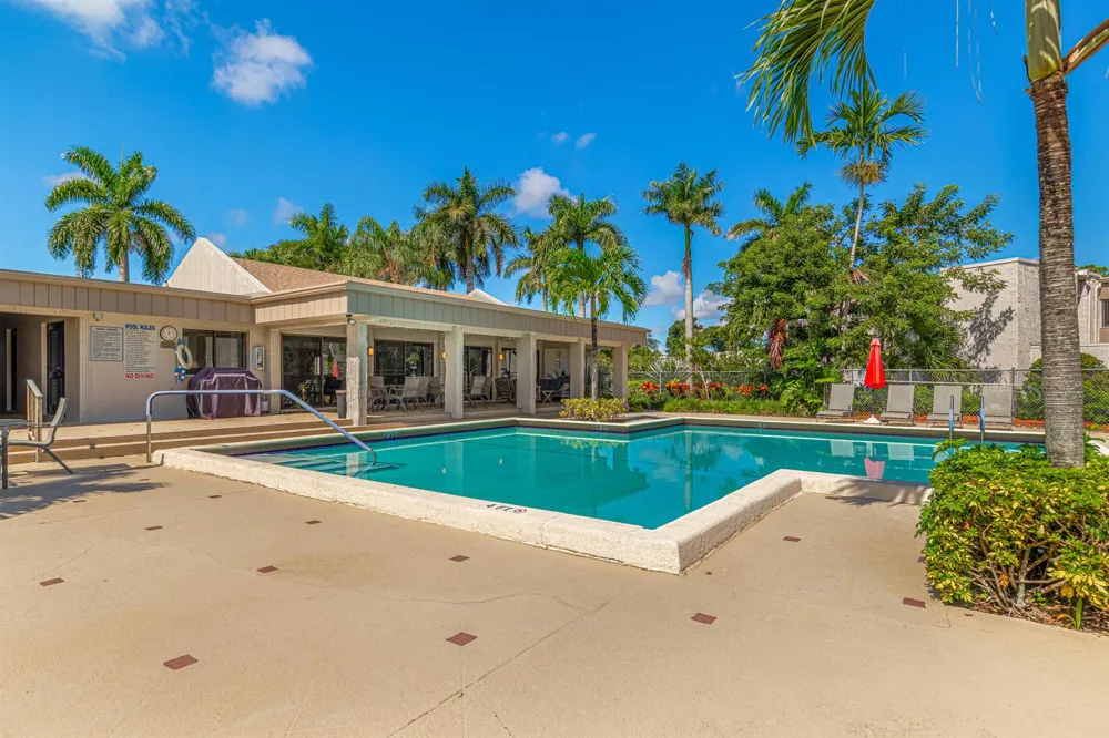 6548 Spring Bottom Way #221 Boca Raton, FL 33433