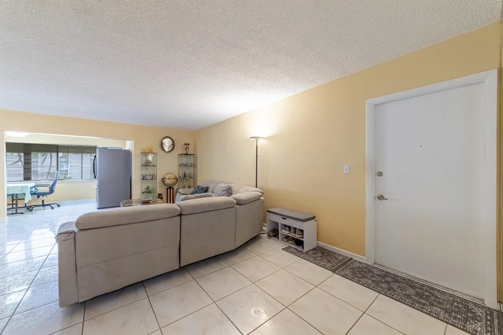 6548 Spring Bottom Way #221 Boca Raton, FL 33433