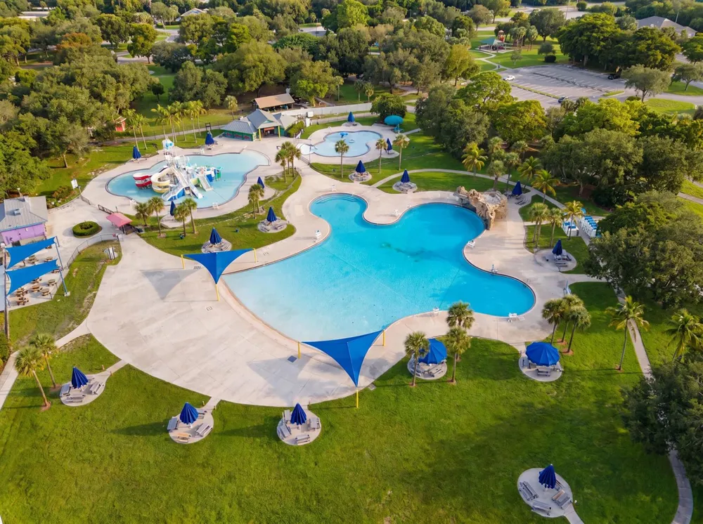 262 SW 8th Street Dania Beach, FL 33004
