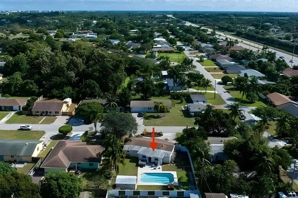 6941 Boston Drive Atlantis, FL 33462