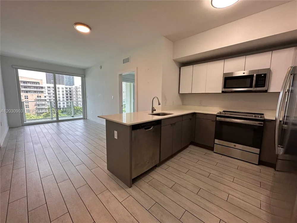 321 NE 26th St #601 Miami, FL 33137