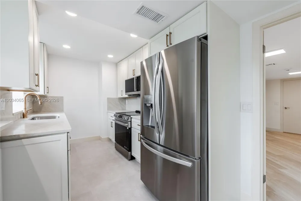 3590 S Ocean Blvd #410 South Palm Beach, FL 33480