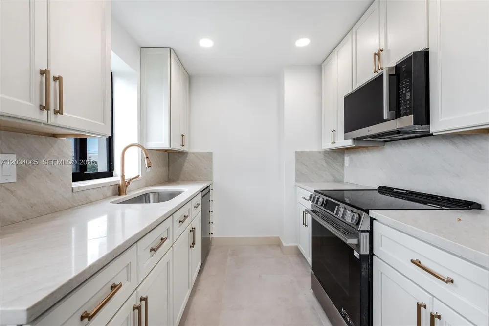3590 S Ocean Blvd #410 South Palm Beach, FL 33480