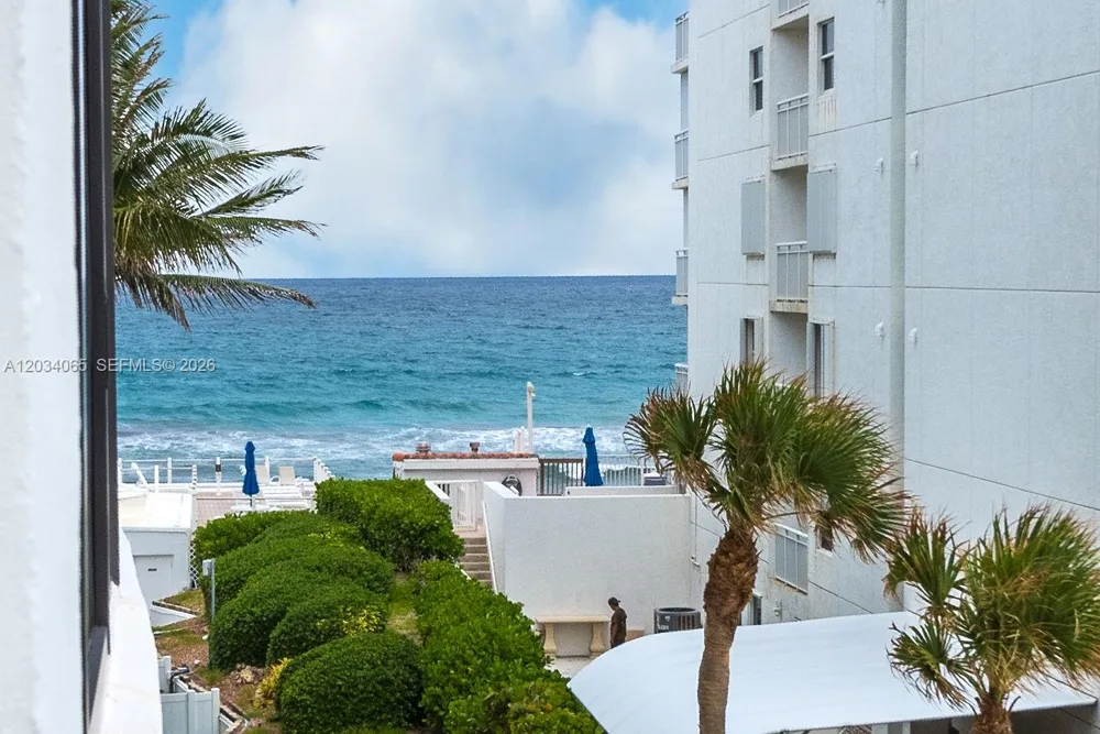 3590 S Ocean Blvd #410 South Palm Beach, FL 33480