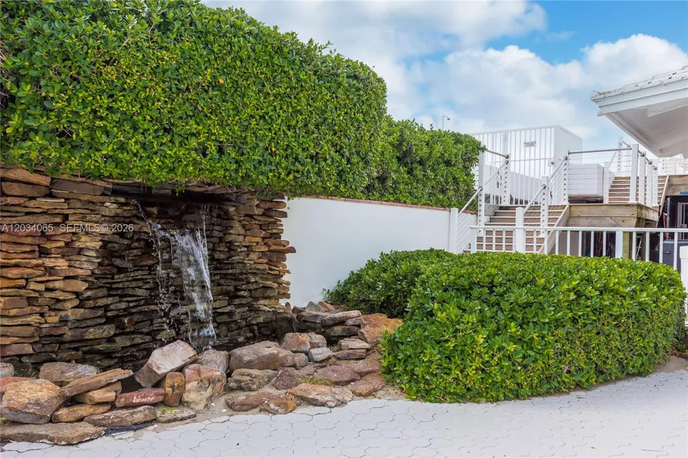 3590 S Ocean Blvd #410 South Palm Beach, FL 33480
