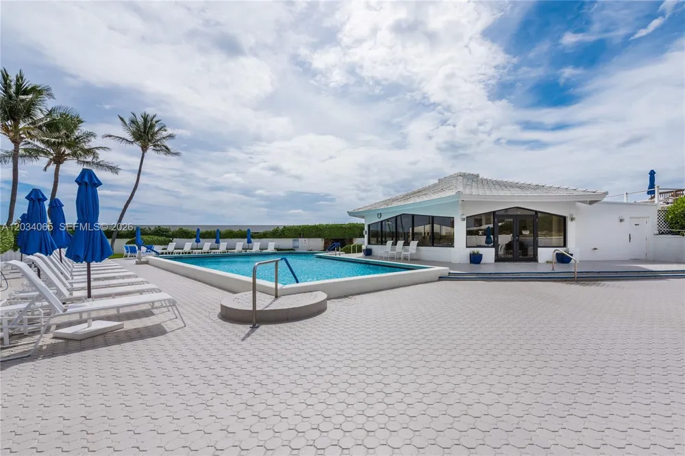 3590 S Ocean Blvd #410 South Palm Beach, FL 33480