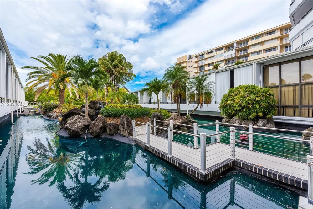 3590 S Ocean Blvd #410 South Palm Beach, FL 33480
