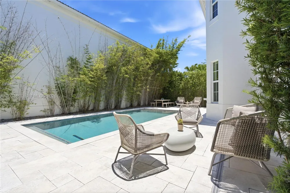 19941 NE 36th Pl Aventura, FL 33180