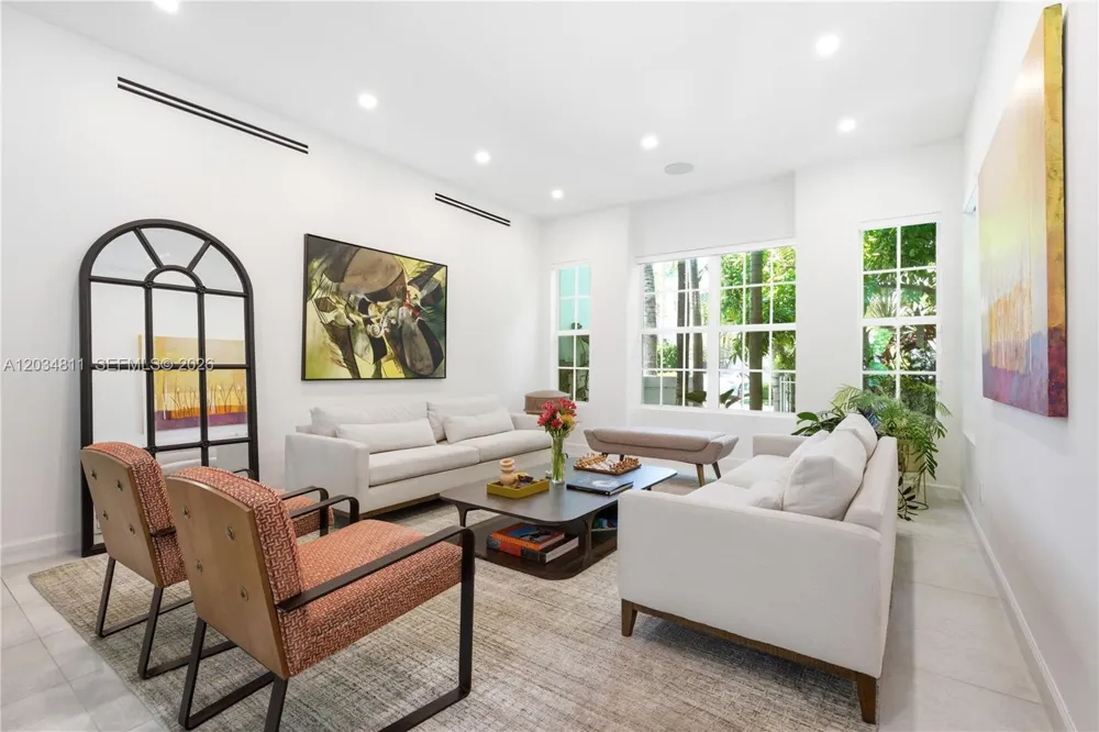 19941 NE 36th Pl Aventura, FL 33180