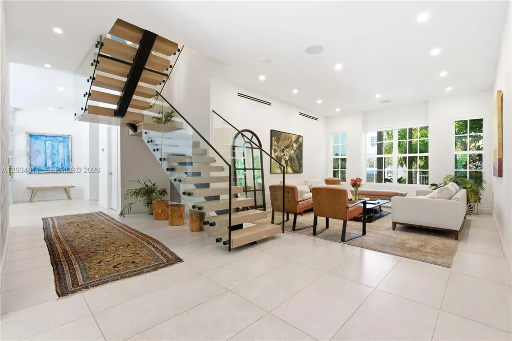 19941 NE 36th Pl Aventura, FL 33180