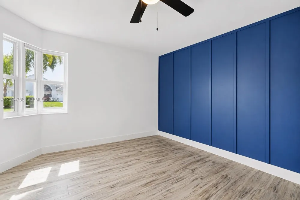 5874 SW 97th Ter Cooper City, FL 33328