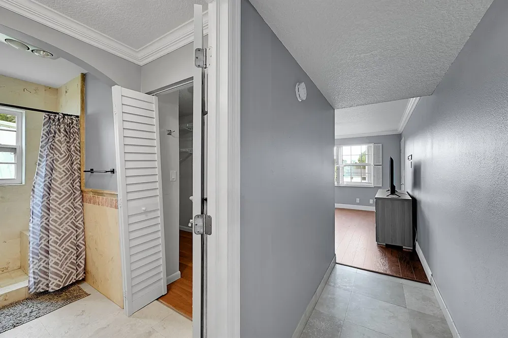3630 Citrus Trace #4 Davie, FL 33328