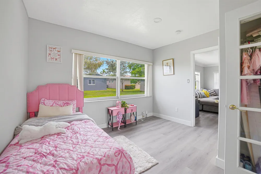 8106 NW 101st Avenue Tamarac, FL 33321