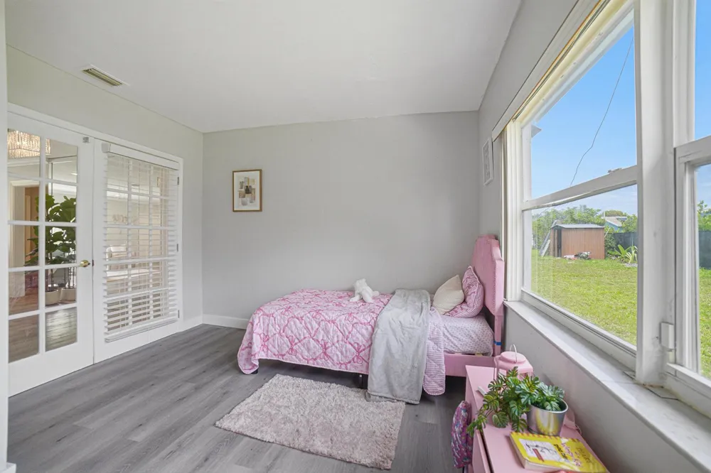 8106 NW 101st Avenue Tamarac, FL 33321