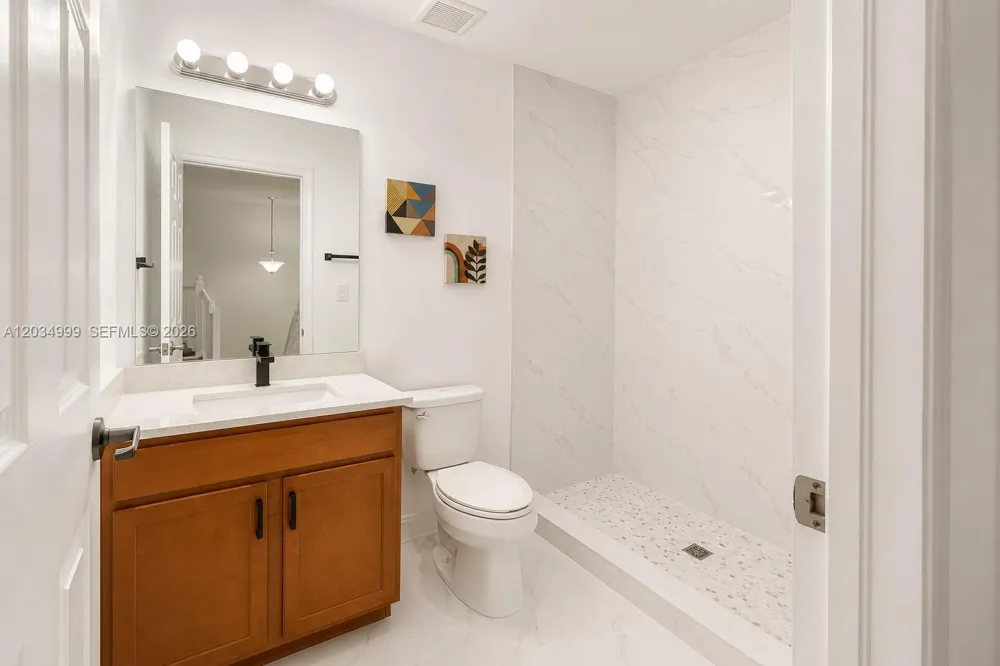 22511 SW 88th Pl #6-24 Cutler Bay, FL 33190