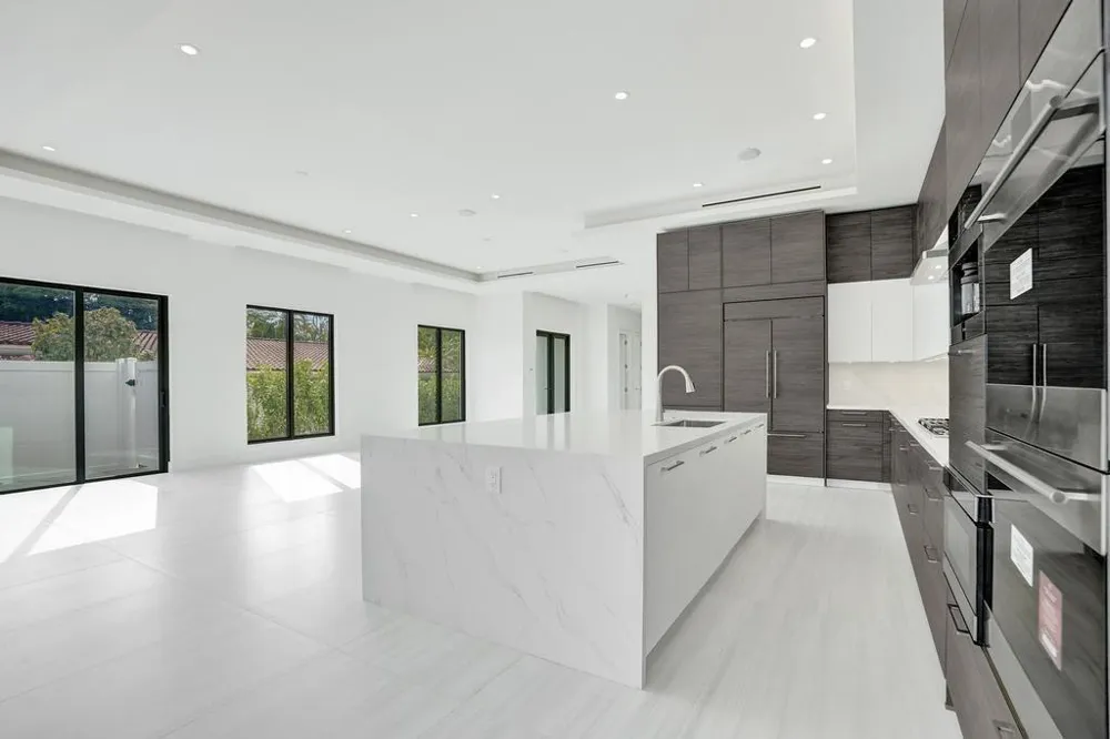 4524 Sea Grape Drive Lauderdale By The Sea, FL 33308