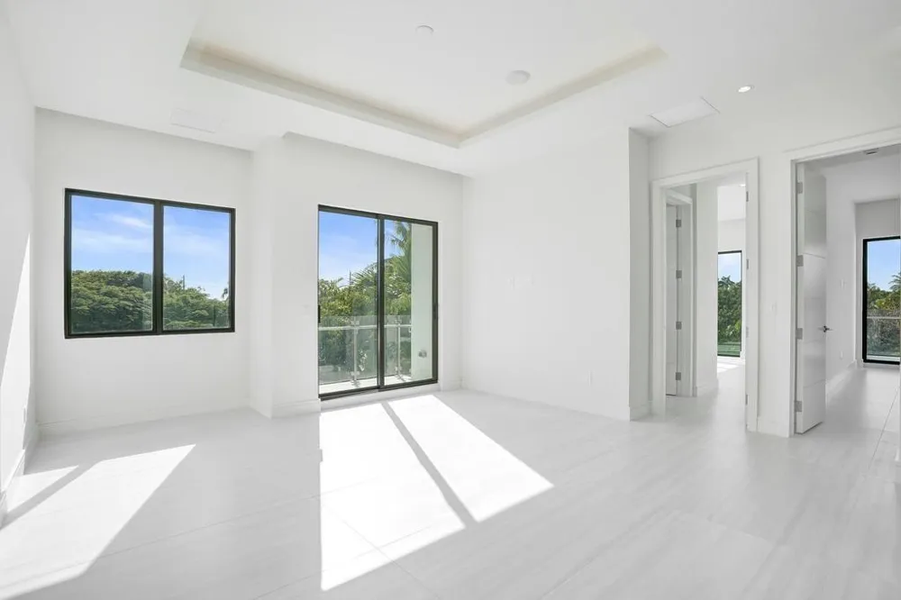 4524 Sea Grape Drive Lauderdale By The Sea, FL 33308