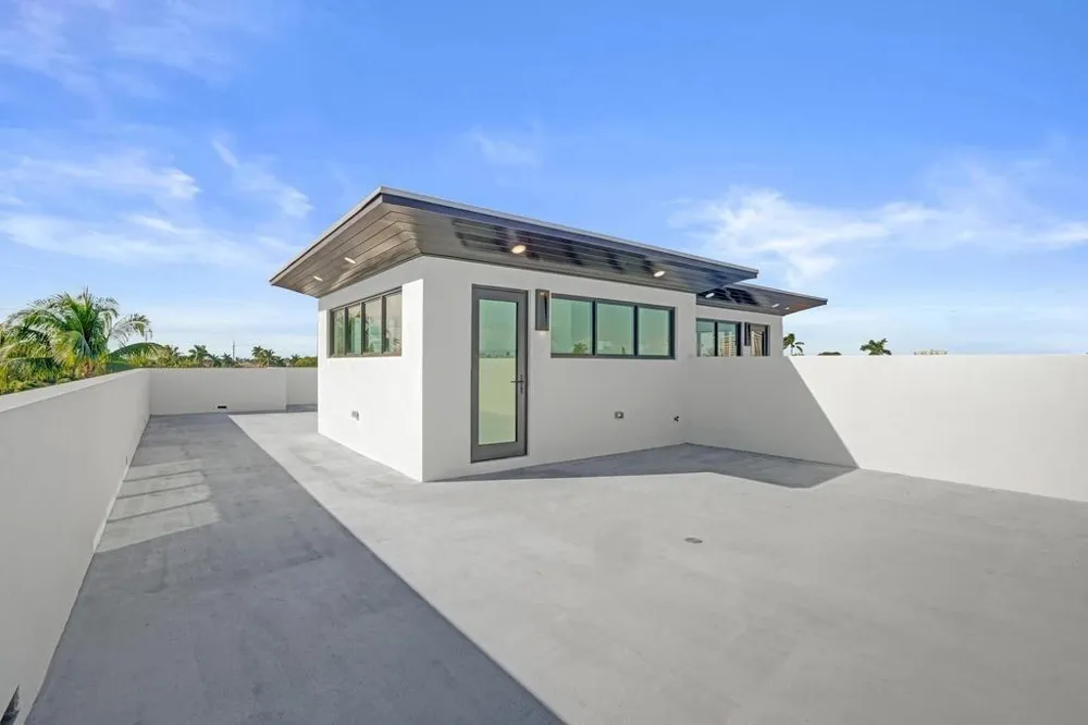 4524 Sea Grape Drive Lauderdale By The Sea, FL 33308