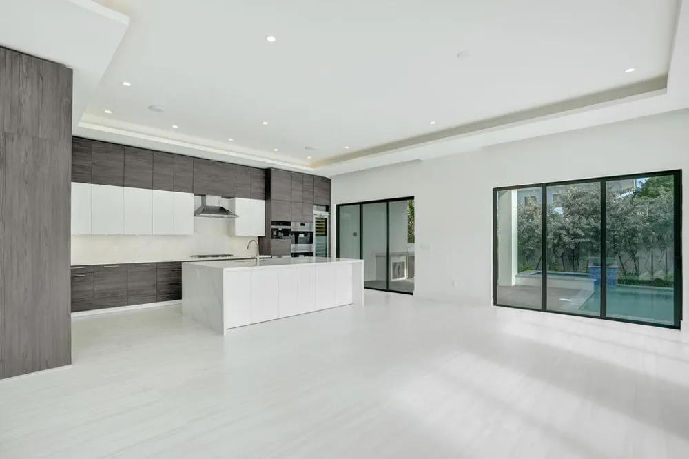 4524 Sea Grape Drive Lauderdale By The Sea, FL 33308