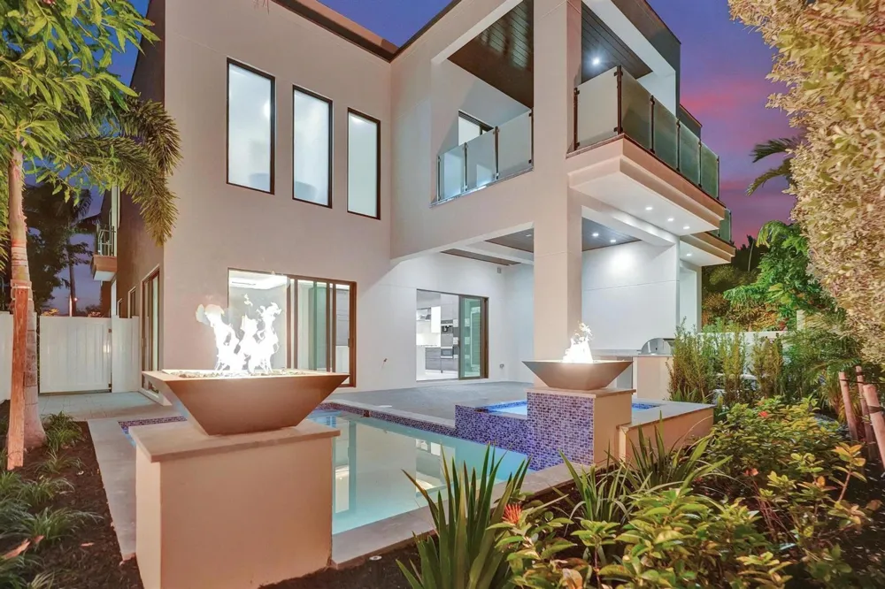 4524 Seagrape Drive #2 South Lauderdale By The Sea, FL 33308