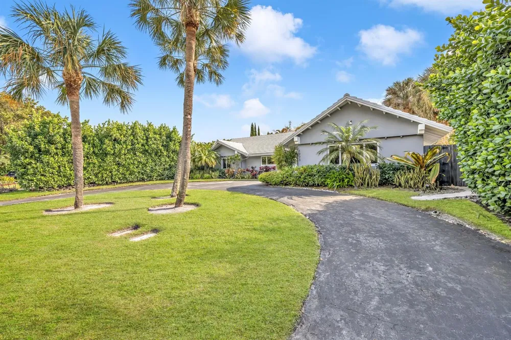 1920 NE 57th Street Fort Lauderdale, FL 33308