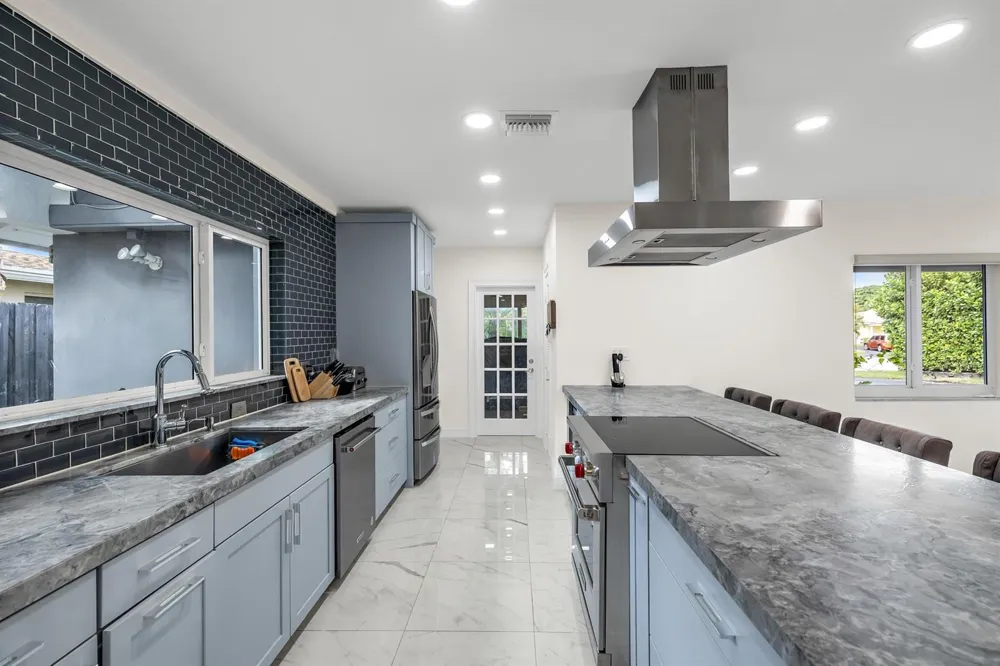 1920 NE 57th Street Fort Lauderdale, FL 33308