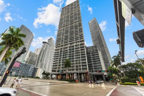 485 Brickell Avenue #2506