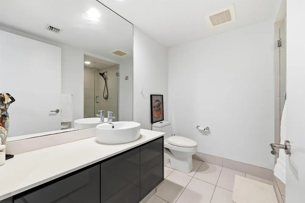 31 SE 6th Street #2601 Miami, FL 33131