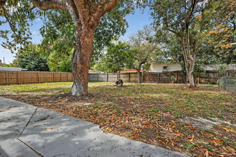 3600 SW 46th Avenue West Park, FL 33023