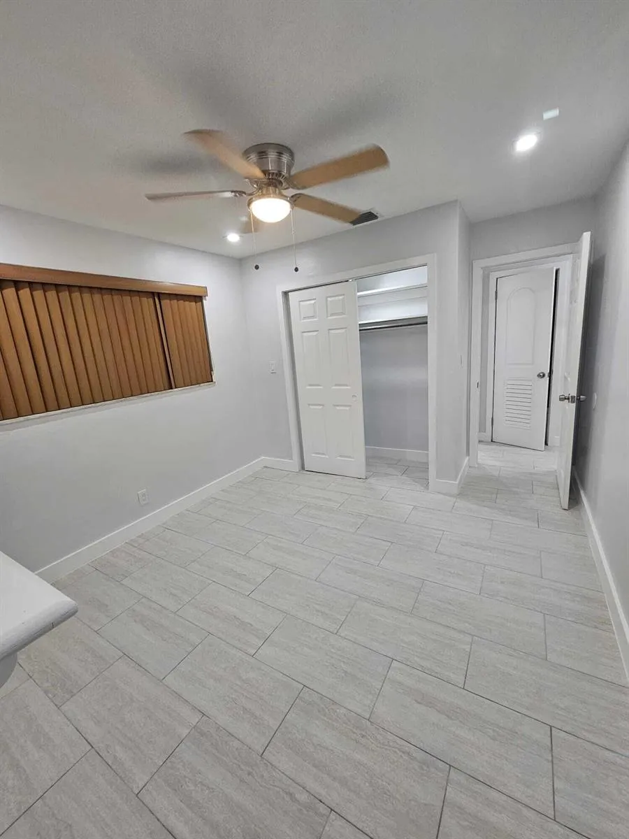 2030 SW 41st Avenue #3 Fort Lauderdale, FL 33317