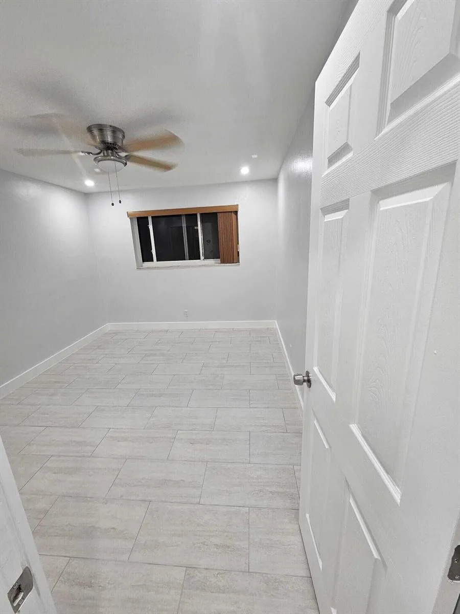 2030 SW 41st Avenue #3 Fort Lauderdale, FL 33317