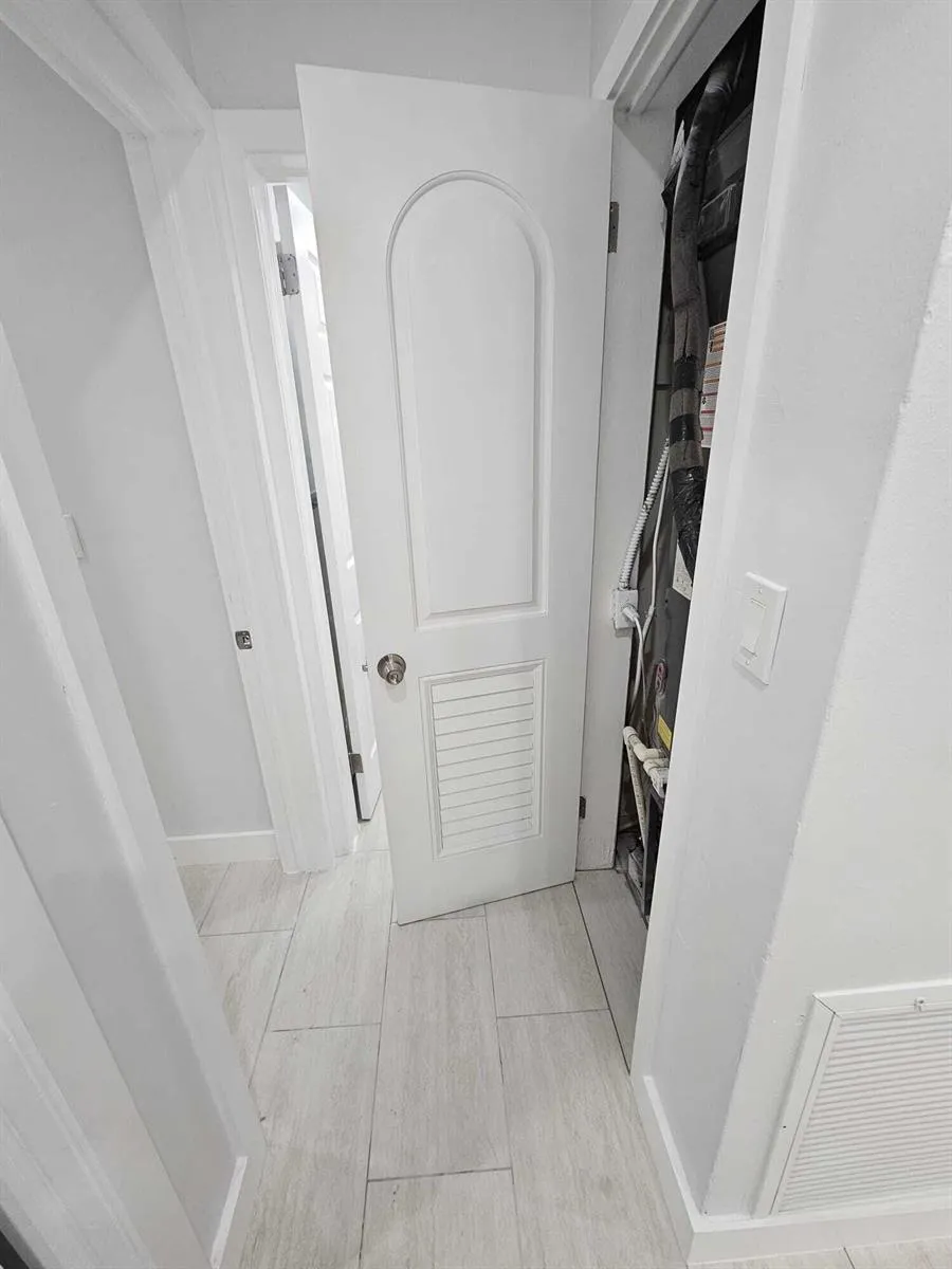 2030 SW 41st Avenue #3 Fort Lauderdale, FL 33317