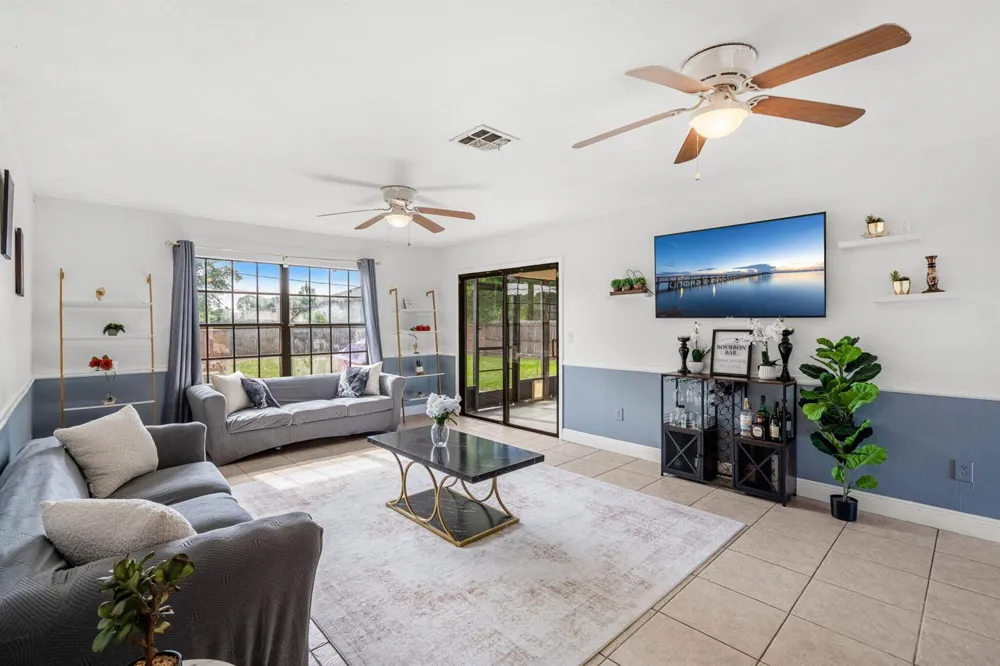 950 SE Taft Ave Avenue Palm Bay, FL 32909