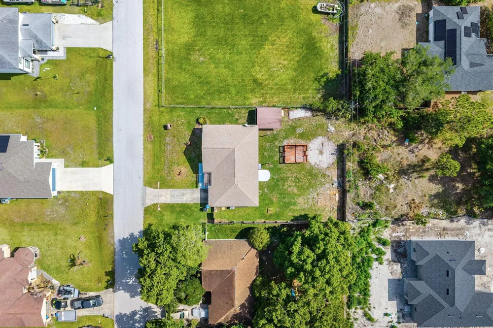 950 SE Taft Ave Avenue Palm Bay, FL 32909