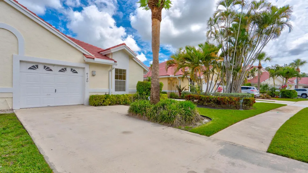 6120 Bear Creek Court Lake Worth, FL 33467