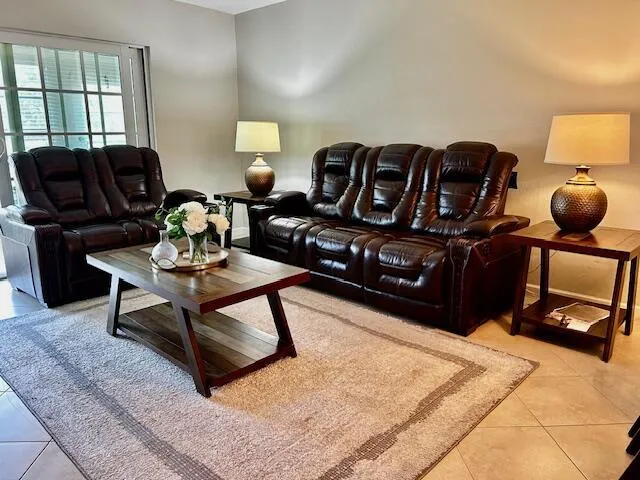 550 NW 78th Terrace #107 Margate, FL 33063