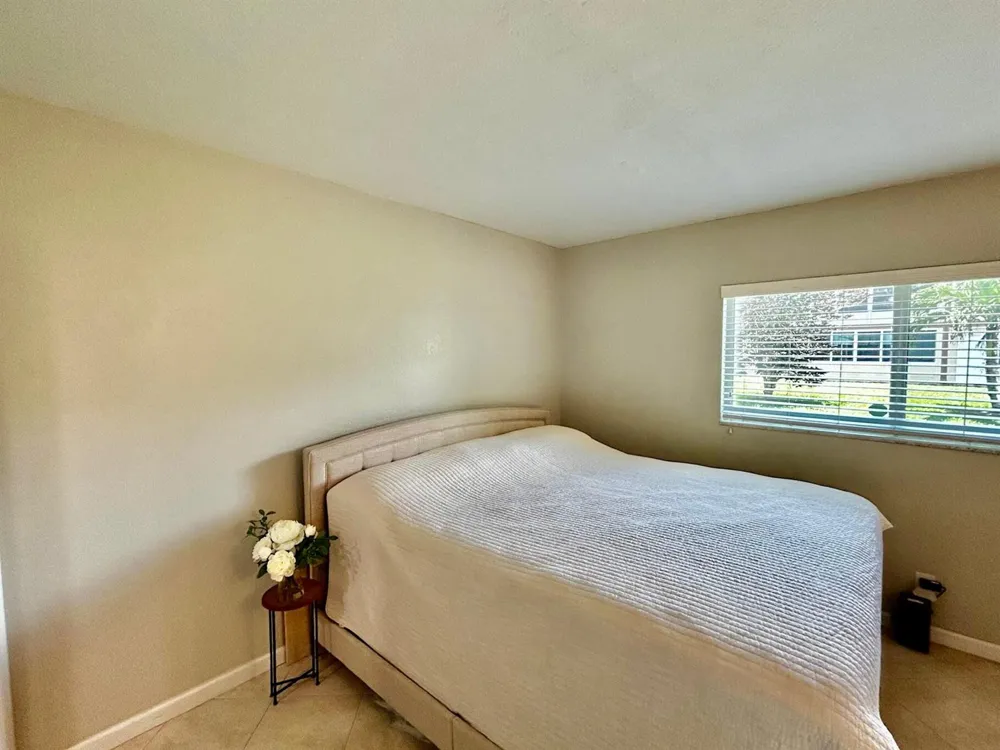 550 NW 78th Terrace #107 Margate, FL 33063
