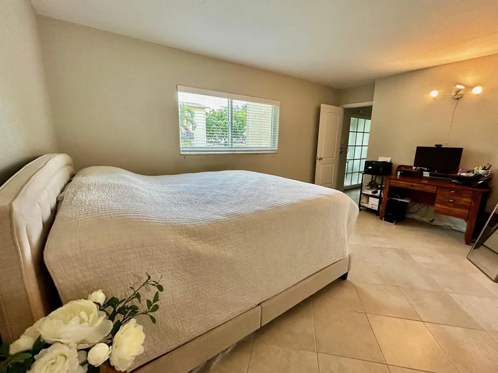 550 NW 78th Terrace #107 Margate, FL 33063