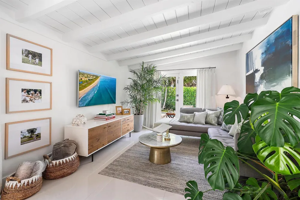 8001 Arlington Place West Palm Beach, FL 33405