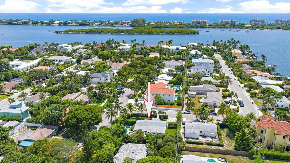 8001 Arlington Place West Palm Beach, FL 33405