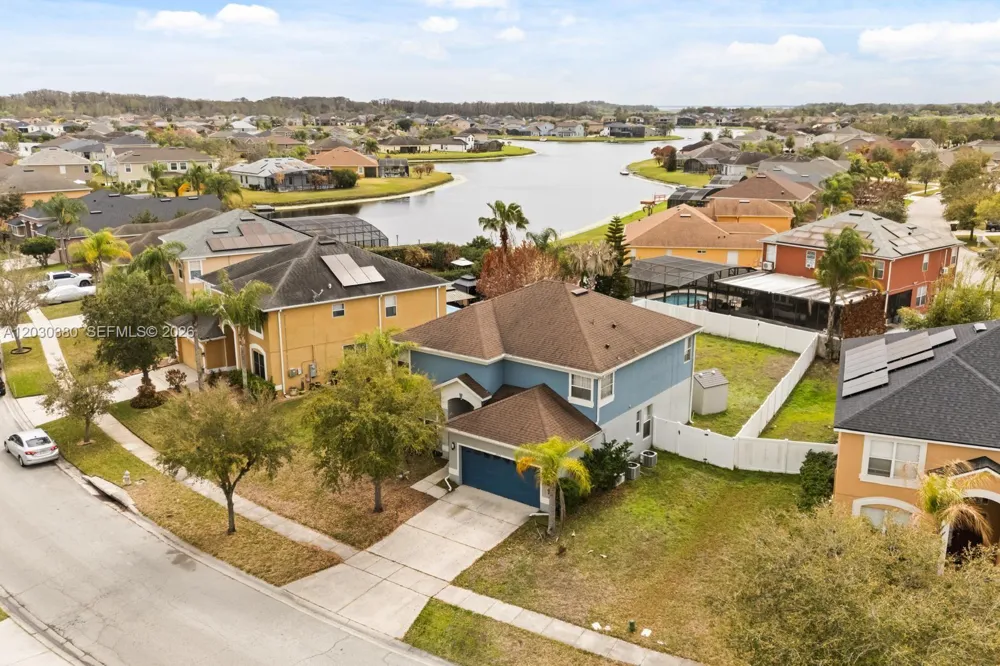 2863 BOATING BOULEVARD Kissimmee, FL 34746
