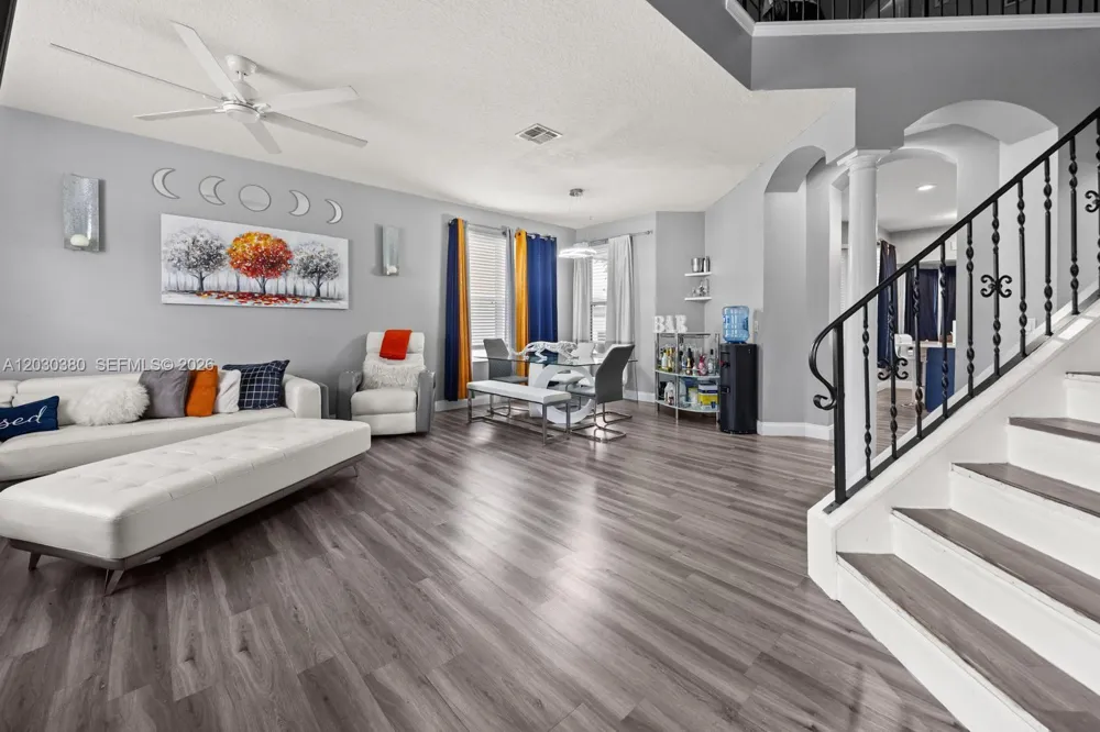 2863 BOATING BOULEVARD Kissimmee, FL 34746