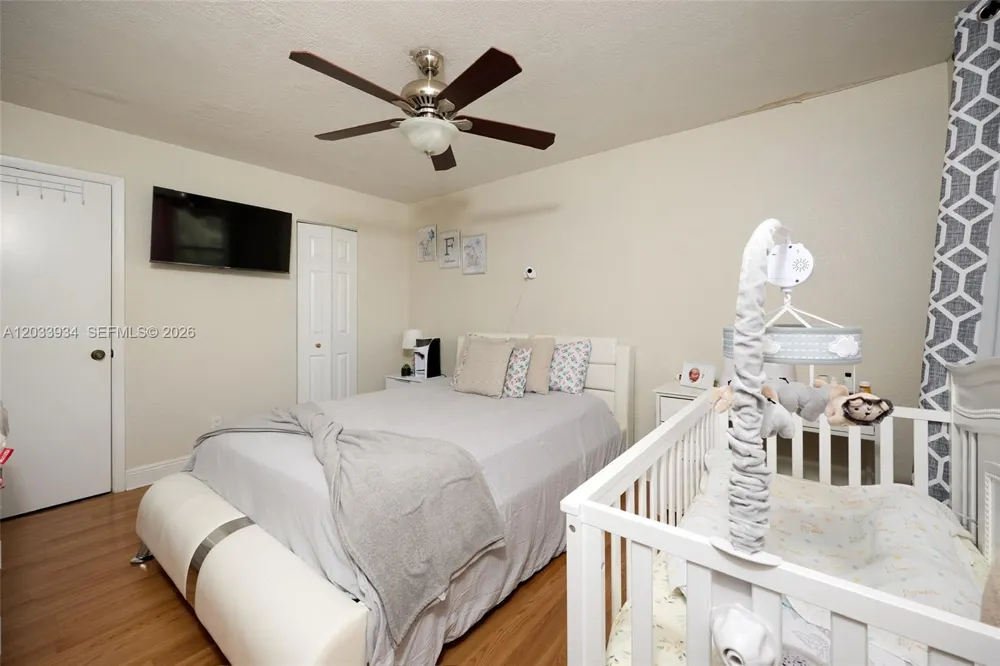 940 NW 104th Ave #203 Pembroke Pines, FL 33026
