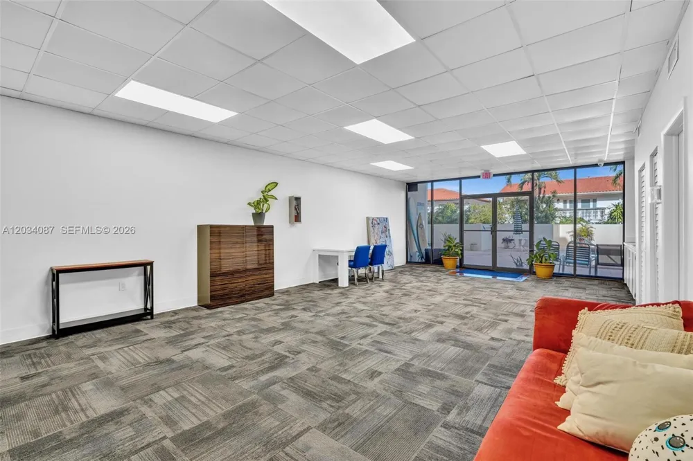 9124 Collins Ave #304 Surfside, FL 33154