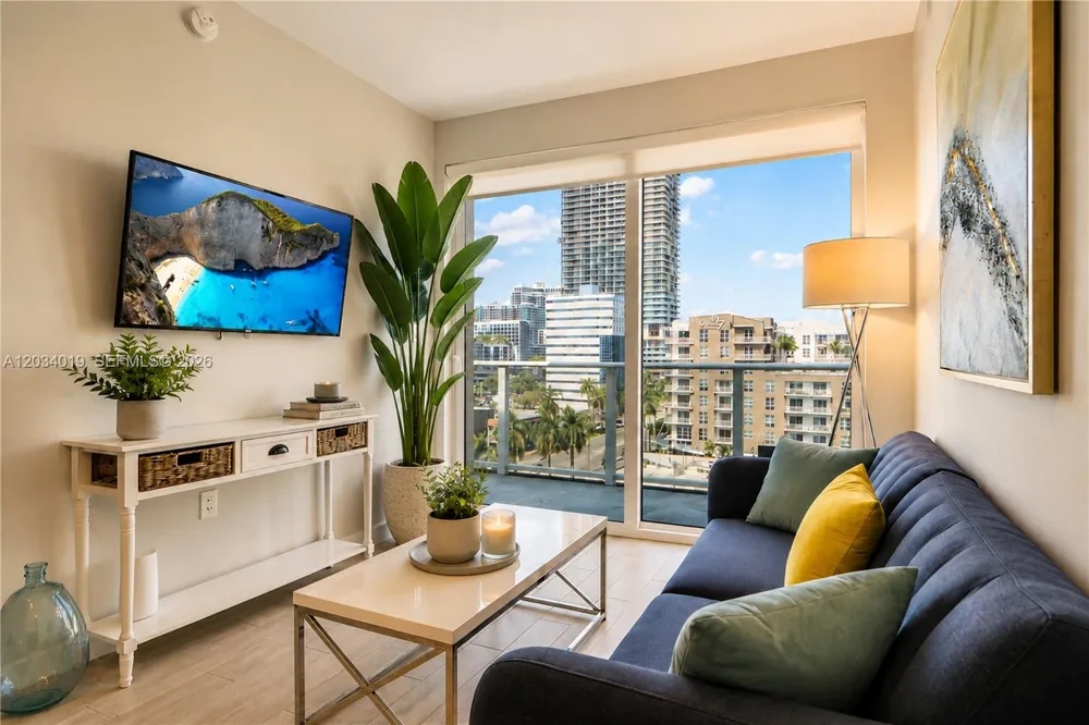 321 NE 26th St #806 Miami, FL 33137