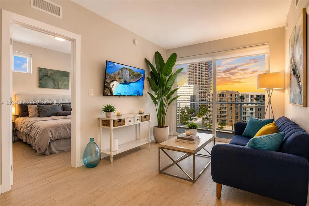 321 NE 26th St #806 Miami, FL 33137
