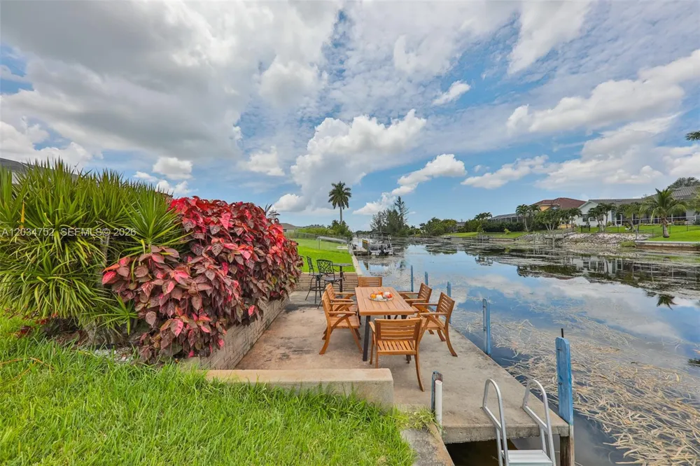503 SE 17th St. #503 Cape Coral, FL 33990