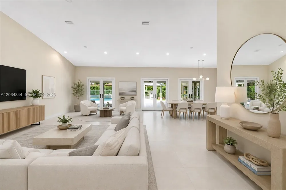 17640 Old Cutler Rd Palmetto Bay, FL 33157