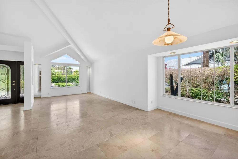 23 Sea Gull Place Vero Beach, FL 32960