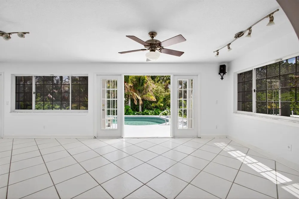 23 Sea Gull Place Vero Beach, FL 32960